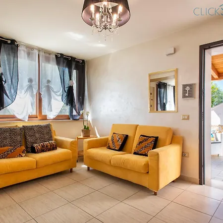 Casa Pollina In Brionis Con Grande Veranda *