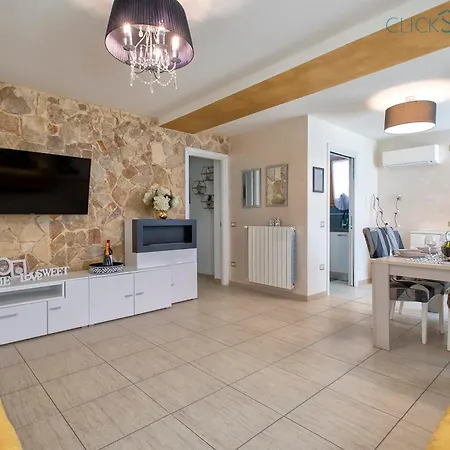 Appartement Casa Pollina In Brionis Con Grande Veranda *